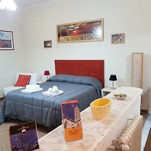 https://sunflower-apartment-via-san-martino-siena.it-tuscanyhotel.com
