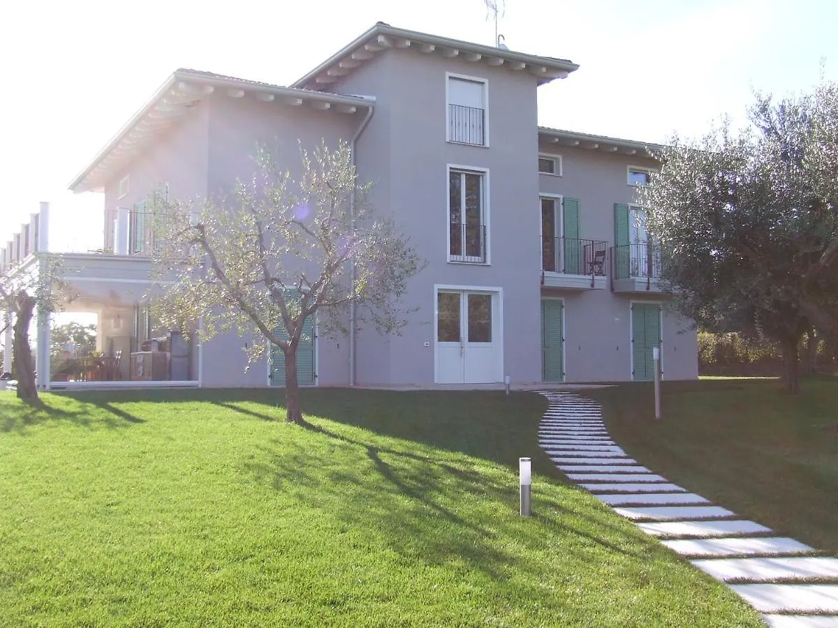B&B Solstizio D'Estate San Felice del Benaco 0*,  Italy